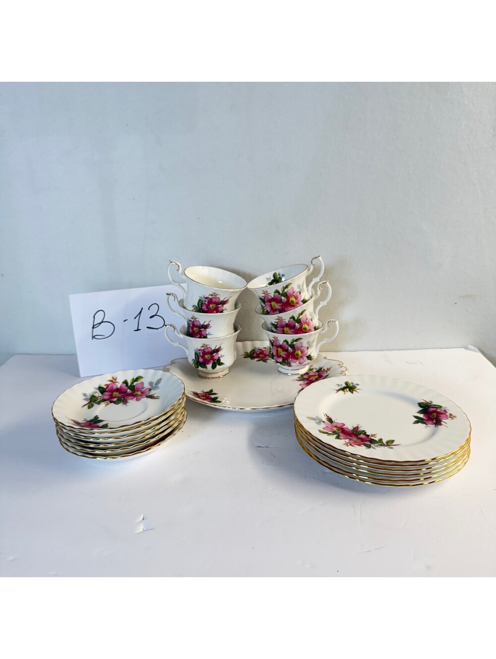 Vintage Royal Albert‎ Prairie Rose Bone China Tea Set 19pc B-13